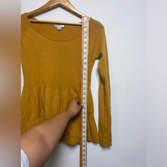 GARNET HILL YELLOW MUSTARD Long Sleeve tiered Tunic Top 100% Cashmere Size S - Picture 3 of 6